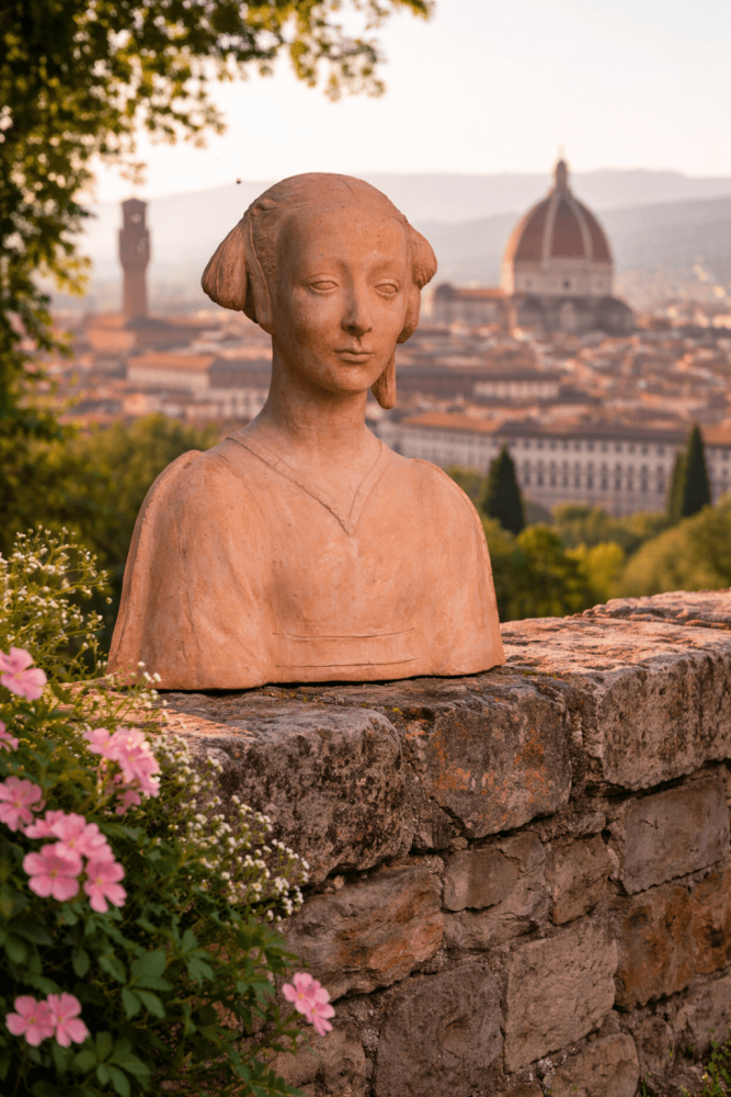 Buste Nobildonna en terre cuite dans le style de la Renaissance italienne